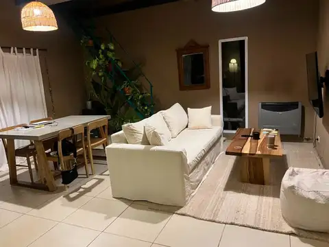 Casa en Alquiler Temporal en Los Senderos II, USD 2.800