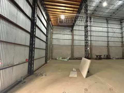 Deposito en Alquiler sobre Acceso Oeste en General Rodriguez