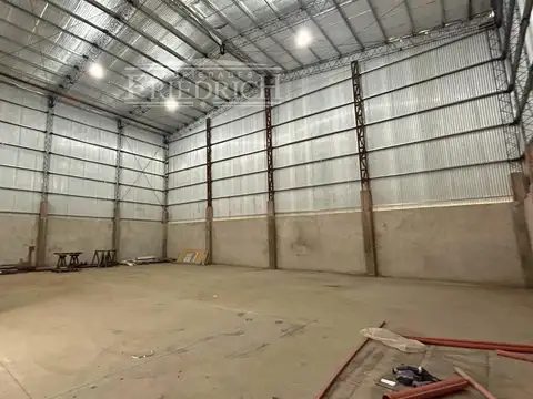 Galpon en Alquiler A Estrenar