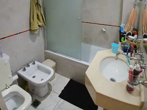 Depto Tipo Casa en Venta de 4 ambientes