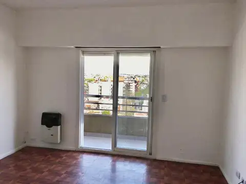Dpto 3 AMB. Venta con balcon y vista abierta