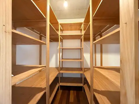 Departamento en Alquiler en San Isidro | 3 Ambientes | Balcón con Parrilla | Cochera