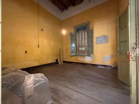 VENTA - Casa a reciclar en Cañada De Gomez