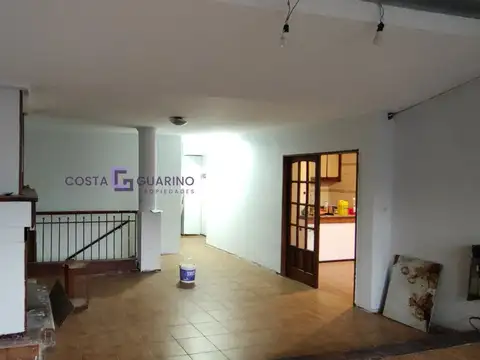 Depto Tipo Casa en Alquiler de 3 dormitorios
