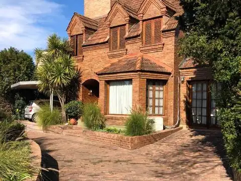 Casa en Venta de 5 dormitorios