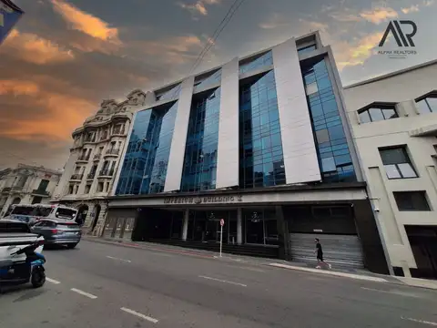 25 de mayo 713 100