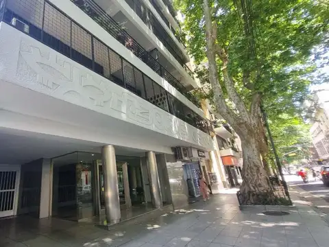 SEMIPISO 4 AMBIENTES COCHERA DEPENDENCIA ONCE