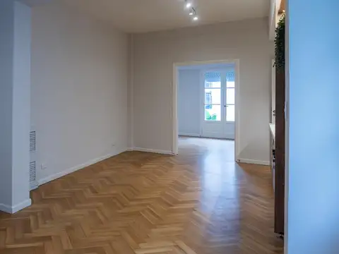 French 2300, Piso 5
