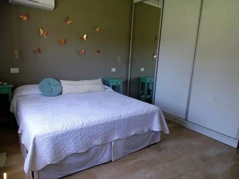 Av Dr Juan Bautista Justo 1800