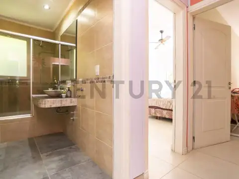 CASA EN VENTA MIRALAGOS I - 3 DORMITORIOS