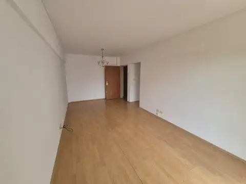 Departamento en Alquiler en Villa Ballester, $ 1.900.000