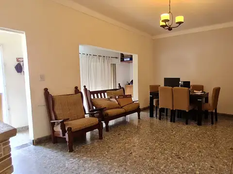 Depto Tipo Casa en Venta de 3 ambientes