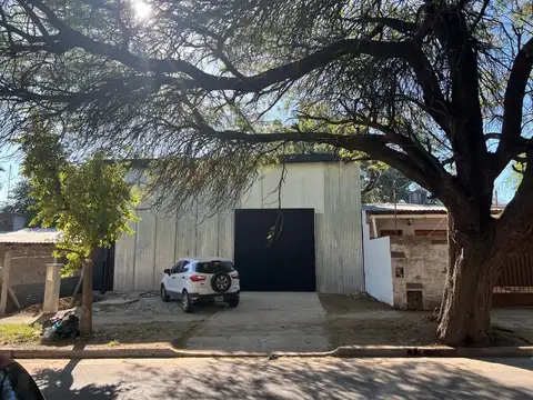 VENDO GALPON EN BV. LOS ALEMANES, CALLE TAMBURINI, CORDOBA