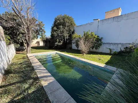 CASA VENTA BARRIO CAMARA 2 DORMITORIOS
