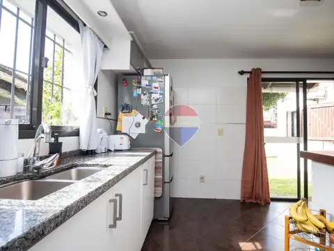 Venta de Casa en Perez y Fuentes