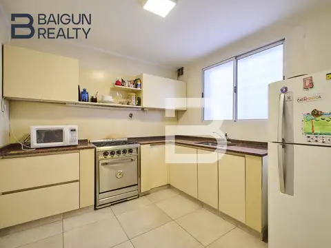 Venta PH de 7 ambientes con garage en Parque Chacabuco