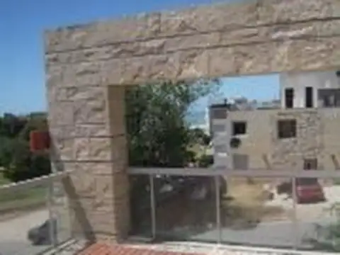 Departamento 4 ambientes con 3 baños