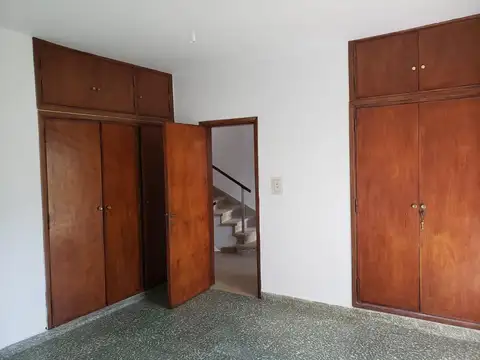 Casa en Alquiler de 3 dormitorios