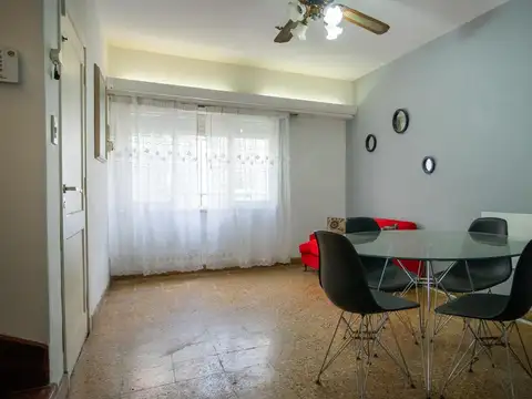 Depto Tipo Casa en Venta de 2 dormitorios