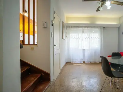 Depto Tipo Casa en Venta de 3 ambientes