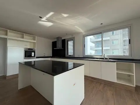 Departamento en Alquiler con 1 cocheras