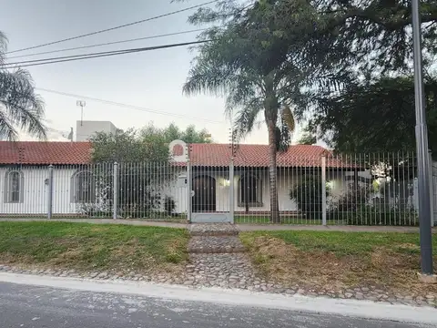 Casa en Venta al Oeste