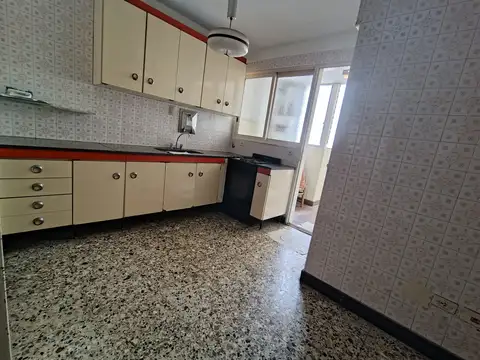 Departamento 4 ambientes con 1 baño