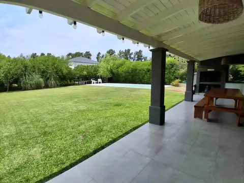 Casa en Alquiler Temporal en San Isidro Labrador, USD 2.500