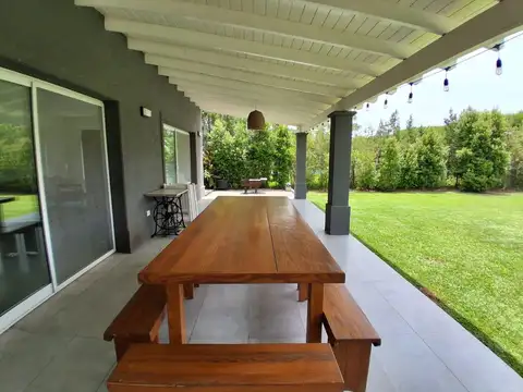 Barrio San Isidro Labrador Italia 5043 Benavidez