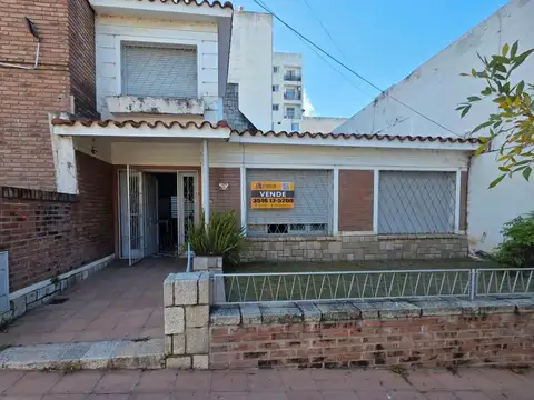 VENTA CASA 4 DORMITORIOS 2 BAÑOS COFICO
