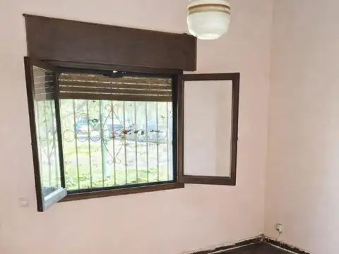 Casa en Venta en Banfield, USD 80.000