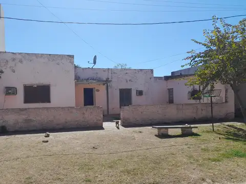 VENTA CASA A REFACCIONAR EN MONTE VERA