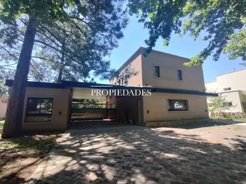 Venta de Casa 4 Ambientes en Haras del Sol, Pilar