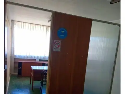 Oficina en Alquiler en Centro, $ 190.000