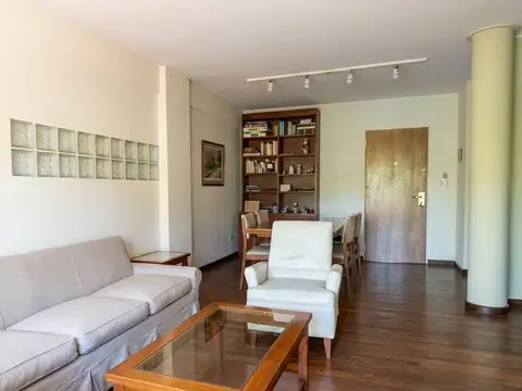 Departamento 5 ambientes con 2 baños