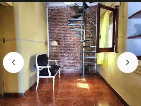 Depto Tipo Casa en Venta 56 años