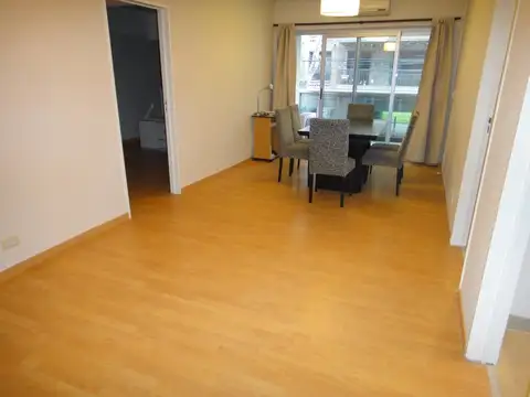 Avenida Del Libertador 7700, Piso 1
