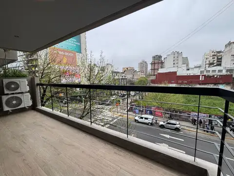 BAH se convierte en un ícono en el barrio ! A estr