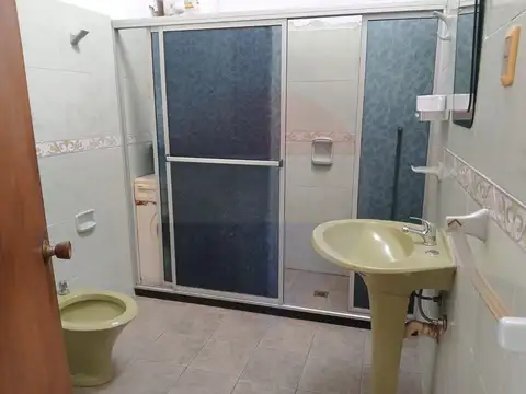 Depto Tipo Casa 4 ambientes con 1 baño