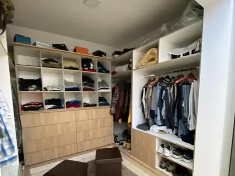 Casa en VENTA! en Juana Koslay, Las Chacras