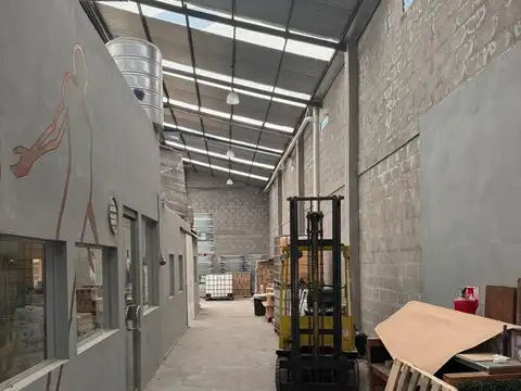 Destilería  Fabrica de Vodka Ron GIN depósito  venta Benavidez - Villanueva - Nordelta habilitada