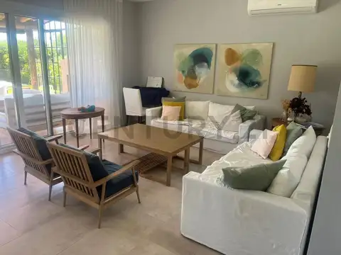 Casa en Alquiler Temporal en Barbarita, USD 6.000