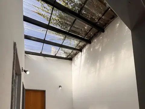 PH DE 3 AMBIENTES EN DUPLEX AL CONTRAFRENTE SIN EXPENSAS