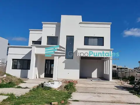 Sargento Cabral  al 3200