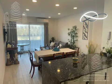 |DEPARTAMENTO 3 AMB FRENTE AL MAR| |A ESTRENAR C/COCHERA| |PICOTA V|