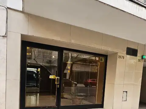 Piso 4 Ambientes con Cochera y Dependencia en Belgrano R
