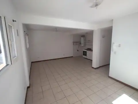 Onelli 100, Piso 1