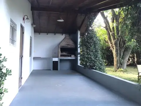 Quinta en Venta de 2 dormitorios