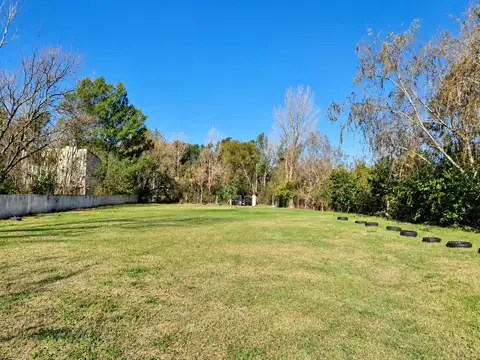 Terreno en Alquiler 100  mts Fondo