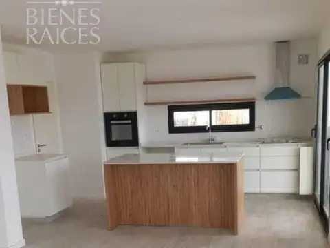 Casa Chalet  en Venta en El Cantón Norte, El Cantón, Escobar